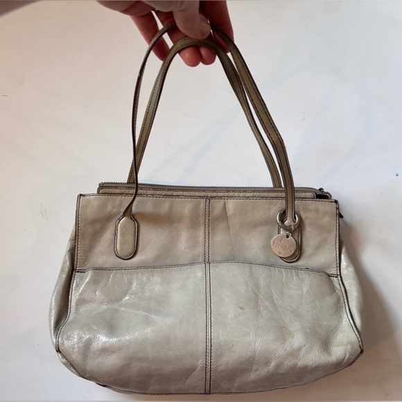 Hobo Grey Shoulder Tote Bag - Picture 9 of 9